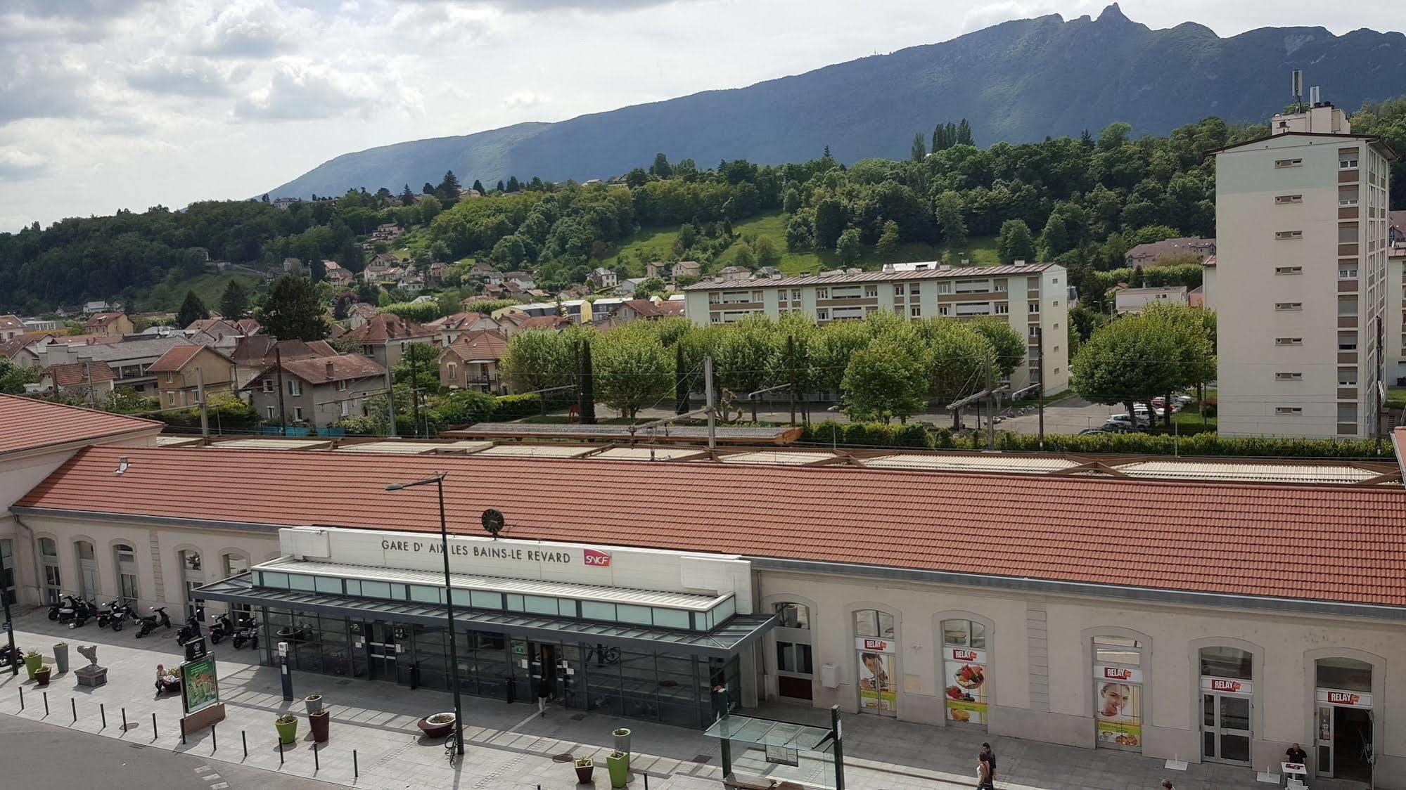 Hotel De La Gare Aix-les-Bains Buitenkant foto